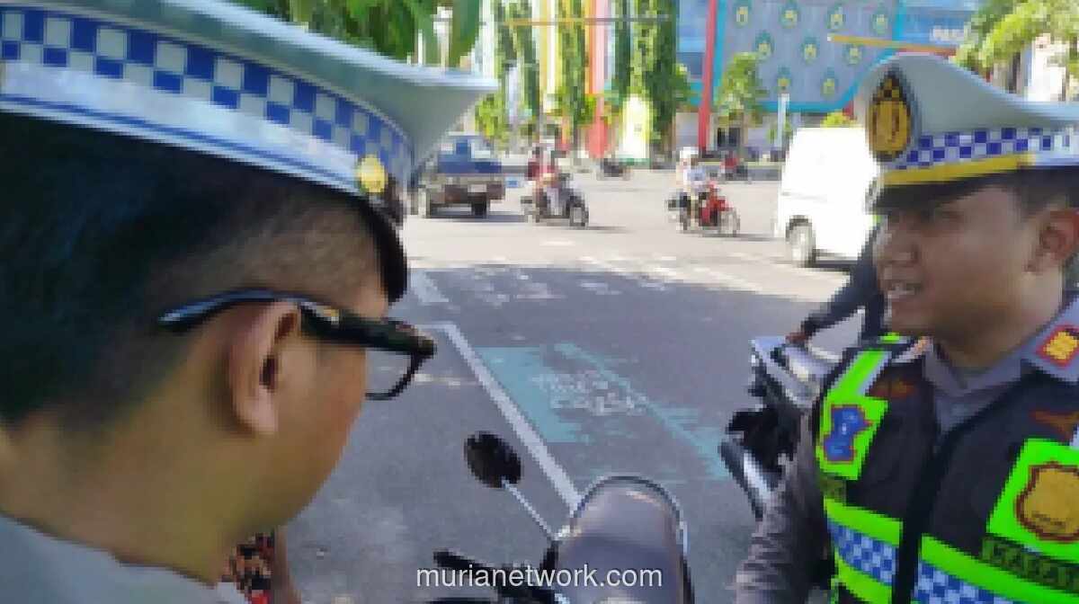 Polres Ponorogo Gunakan Kacamata Pintar dan ETLE Handheld untuk Tilang Pelanggar Lalu Lintas
