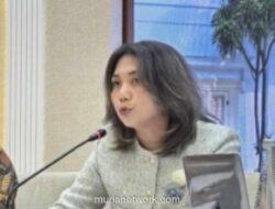 Kemlu Konfirmasi Kapal Asing Melintas di Perairan Indonesia, Super Tanker Iran Terpantau di Lombok
