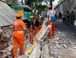 Tembok Belakang SD di Tebet Barat Roboh Akibat Hujan Deras dan Bangunan Tua, Tak Ada Korban Jiwa
