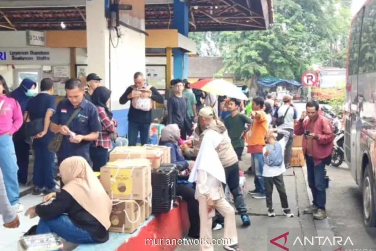Arus Balik Idul Adha di Terminal Kampung Rambutan Mulai Padat, 148 Penumpang Berangkat dalam Semalam