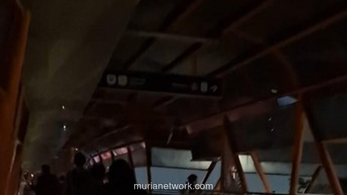 Lampu Skywalk Kebayoran Padam, Transjakarta Minta Maaf dan Koordinasi Perbaikan