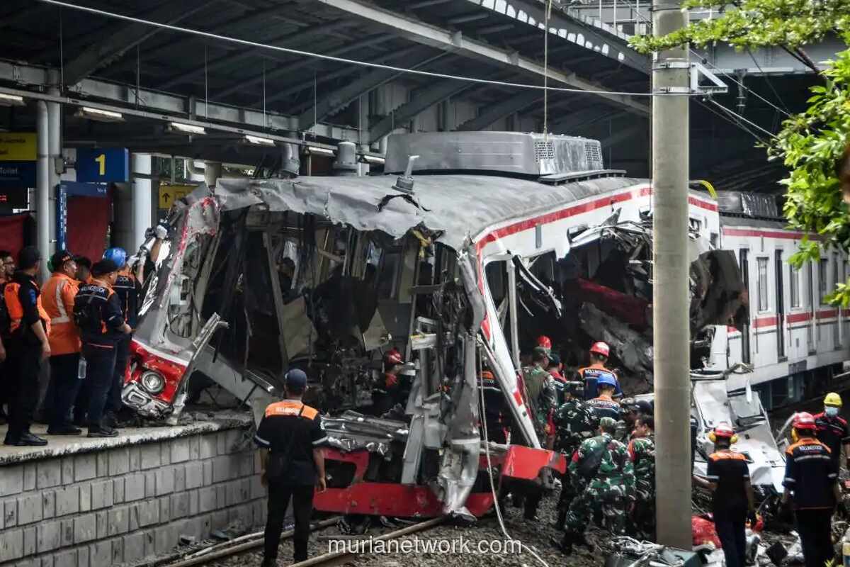 Polisi Periksa 36 Saksi untuk Ungkap Tabrakan Maut Commuter Line dan KA Argo Bromo di Bekasi