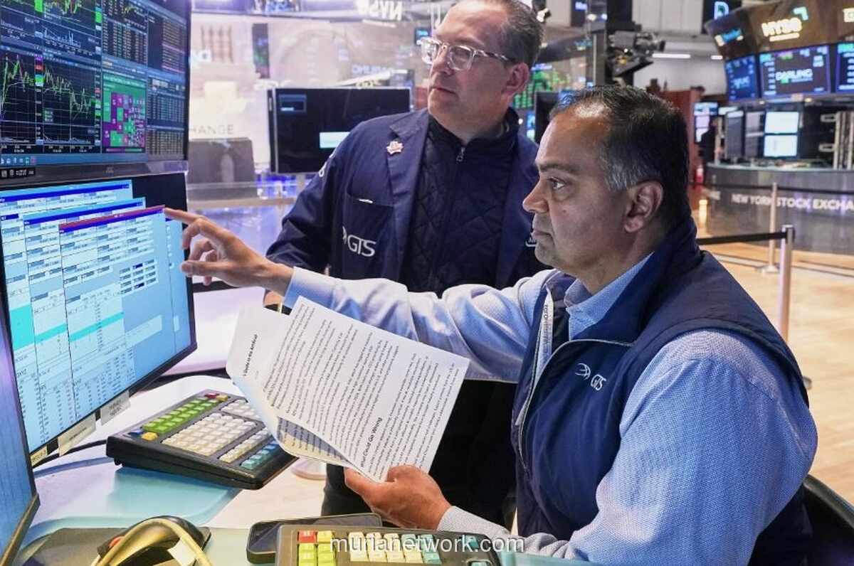 S&P 500 dan Nasdaq Cetak Rekor Penutupan Tertinggi, Saham AI dan Semikonduktor Pimpin Penguatan