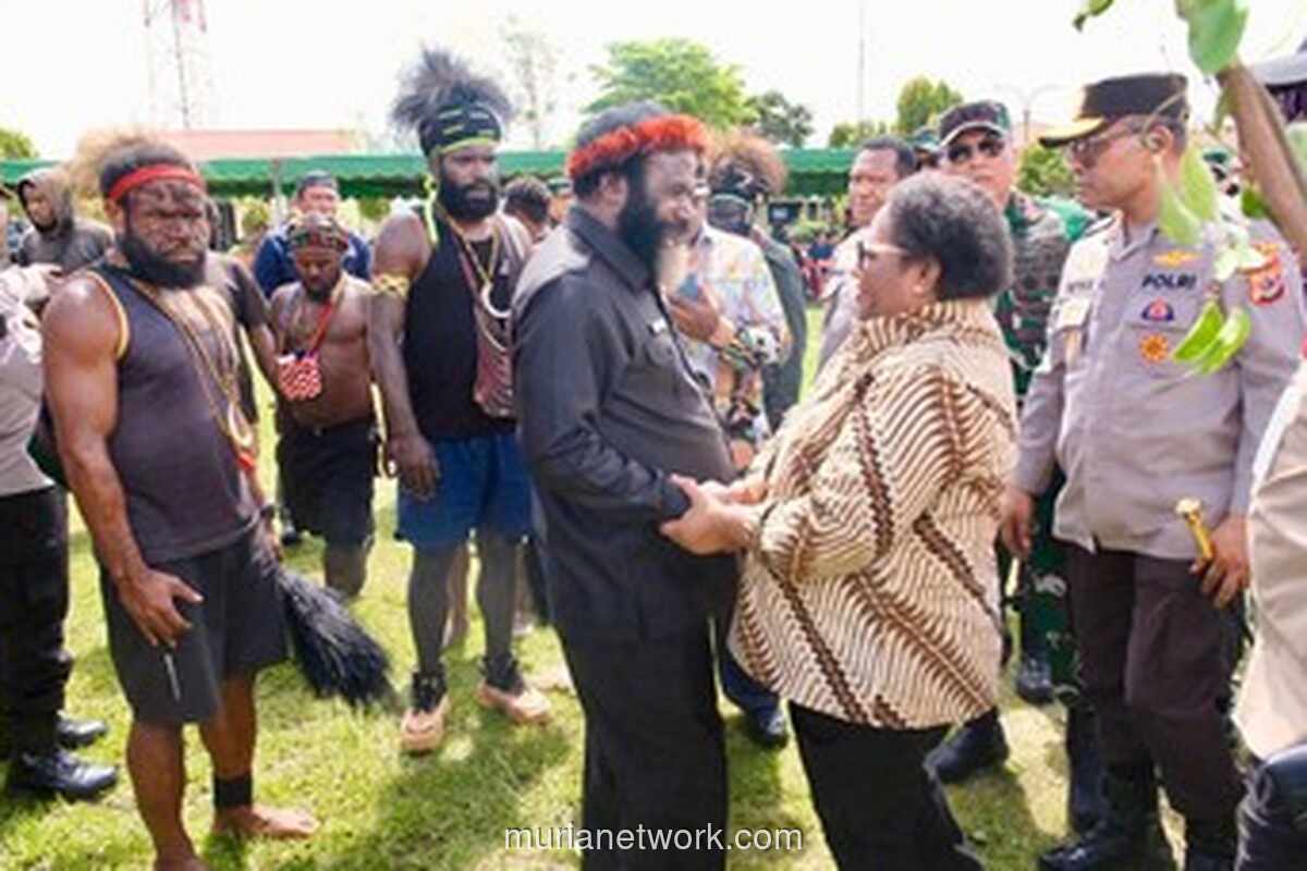 Wamendagri Mediasi Perdamaian Perang Suku di Jayawijaya, Ritual Patah Panah Akhiri Konflik