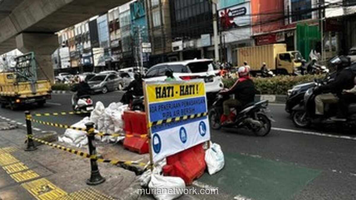 Ledakan di Galian Jalan Fatmawati Akibat Kabel PLN, Dua Pekerja Luka Bakar