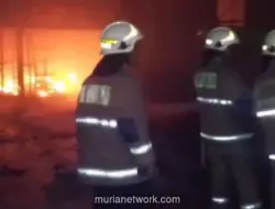 Gudang di Cakung Terbakar, 80 Personel Damkar Dikerahkan