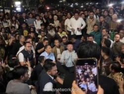 Ratusan Mahasiswa UGM Geruduk Diskusi Tiga Pejabat Negara, Aksi Kejar-Kejaran Warnai Protes