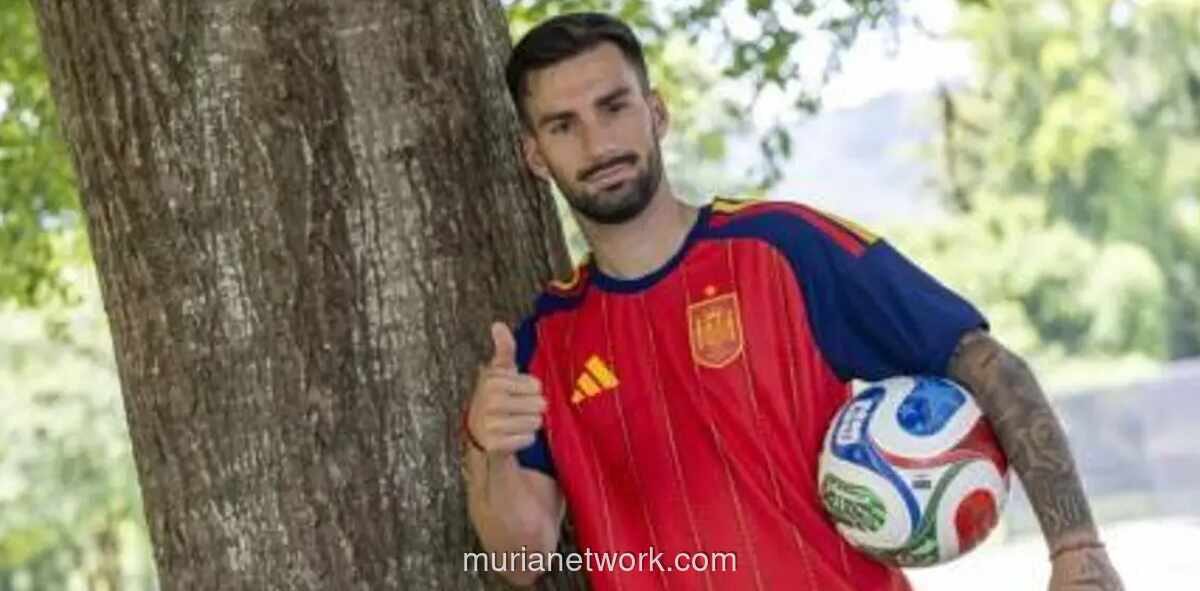 Alex Baena Buka Suara soal Rumor Transfer Alvarez dan Kemungkinan Kedatangan Grimaldo