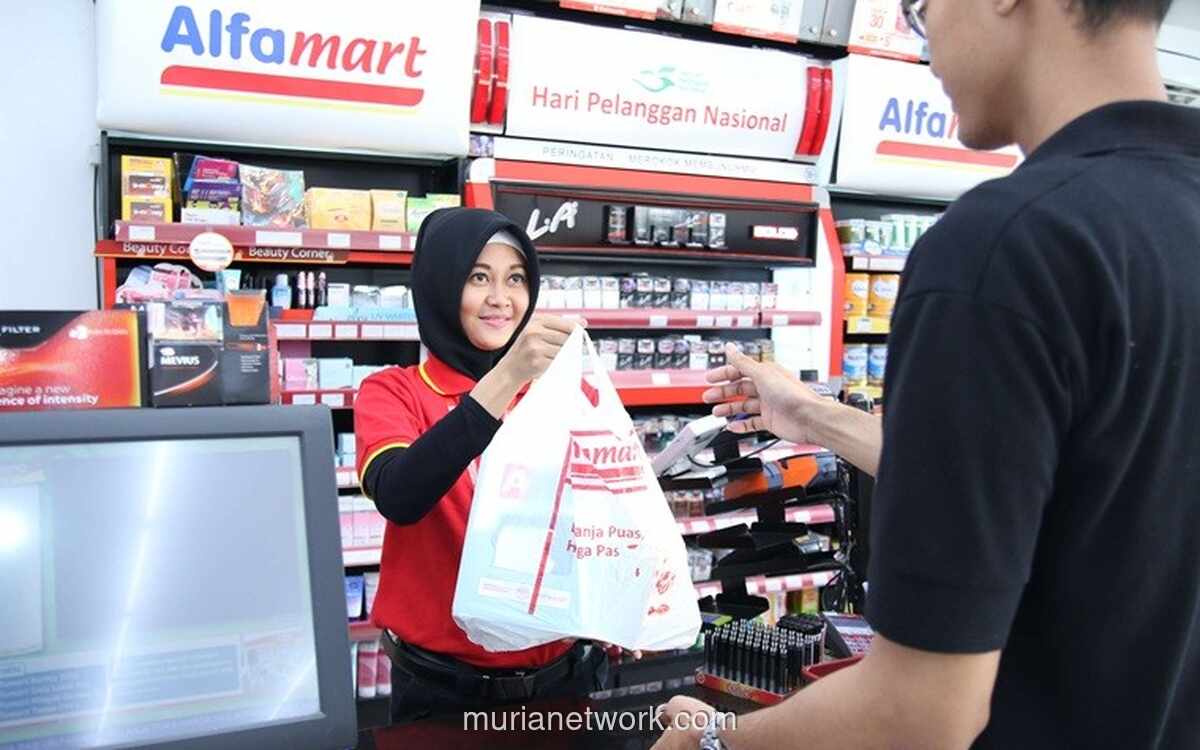 Alfamart dan Alfamidi Tak Khawatir dengan Kehadiran Koperasi Desa Merah Putih, Klaim Segmen Pasar Berbeda