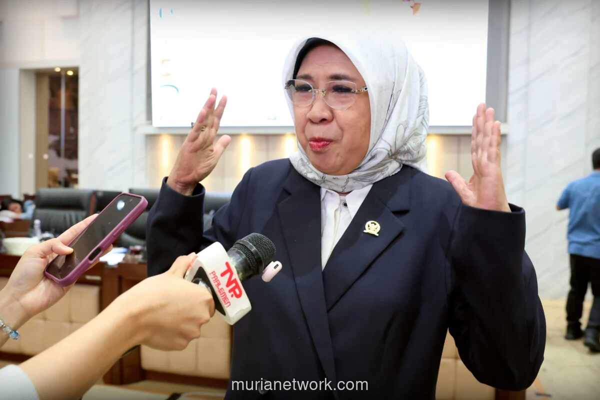Anggota DPR Ingatkan Generasi Muda Waspadai ‘Lipstick Effect’ dan Risiko Keuangan Digital