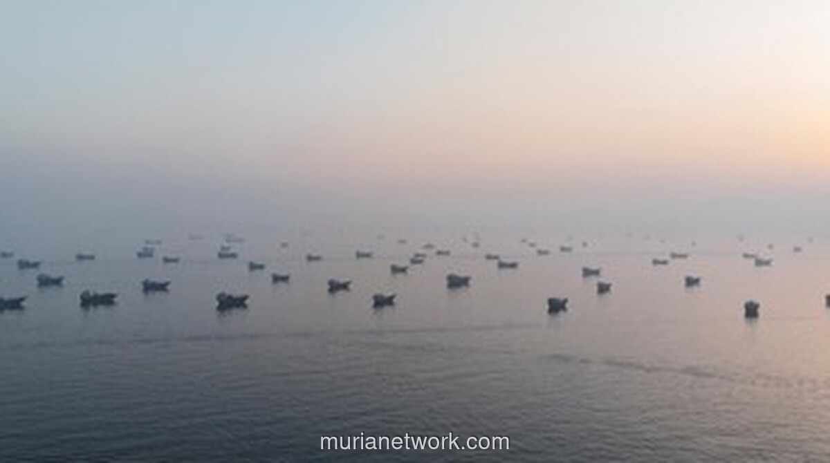 Trump Umumkan Kapal Mulai Keluar dari Selat Hormuz setelah AS-Iran Capai Kesepakatan Damai