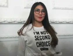 Via Vallen Jatuh di Tangga Saat Gendong Bayi, Sang Anak Aman