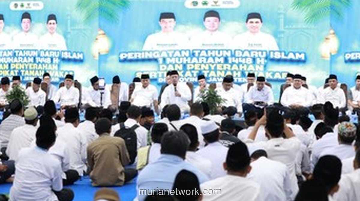 Menteri Nusron Serahkan 243 Sertifikat Tanah Wakaf di Jawa Tengah, Targetkan Capai 95 Persen dalam Tiga Tahun