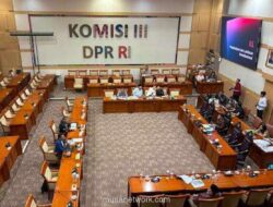 Komisi III DPR Soroti Aturan Etika Anggota Polri Aktif yang Bergabung dengan Ormas