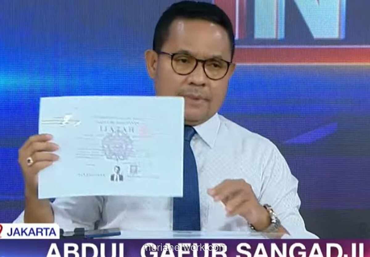 Kuasa Hukum Roy Suryo Sebut Berkas Perkara Ijazah Jokowi Gugur Secara Administrasi