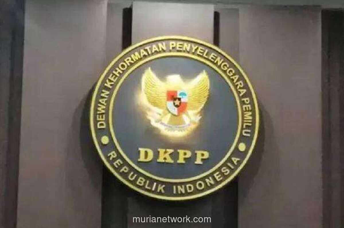 DKPP Pecat Ketua Bawaslu Tambrauw Terbukti Masih Berstatus ASN Selama Menjabat