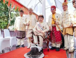 Jokowi Dianugerahi Gelar Adat Baginda Pemuka Bangsa di Lampung