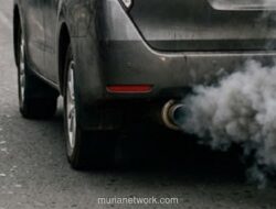 Asap Knalpot Berwarna Putih, Hitam, atau Biru Jadi Tanda Awal Kerusakan Mesin Mobil