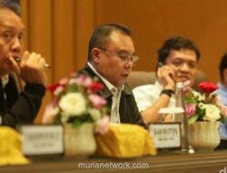 Wakil Ketua DPR Hubungi Menteri ESDM di Tengah Demo Mahasiswa Soal Kelangkaan BBM Bersubsidi