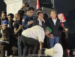 Wakil Ketua DPR Temui Mahasiswa yang Berdemo, Bahas Status Tersangka Sejumlah Aktivis Trisakti