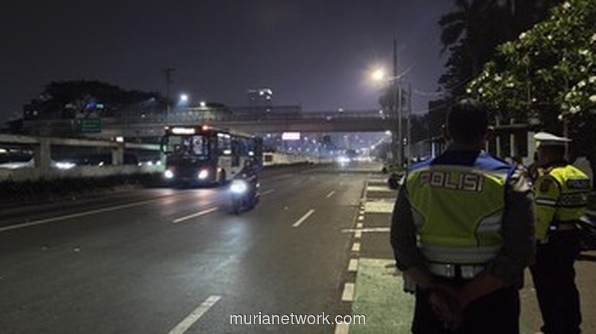 Aksi Mahasiswa di Depan DPR Bubar, Dasco Temui Massa dan Tampung Aspirasi