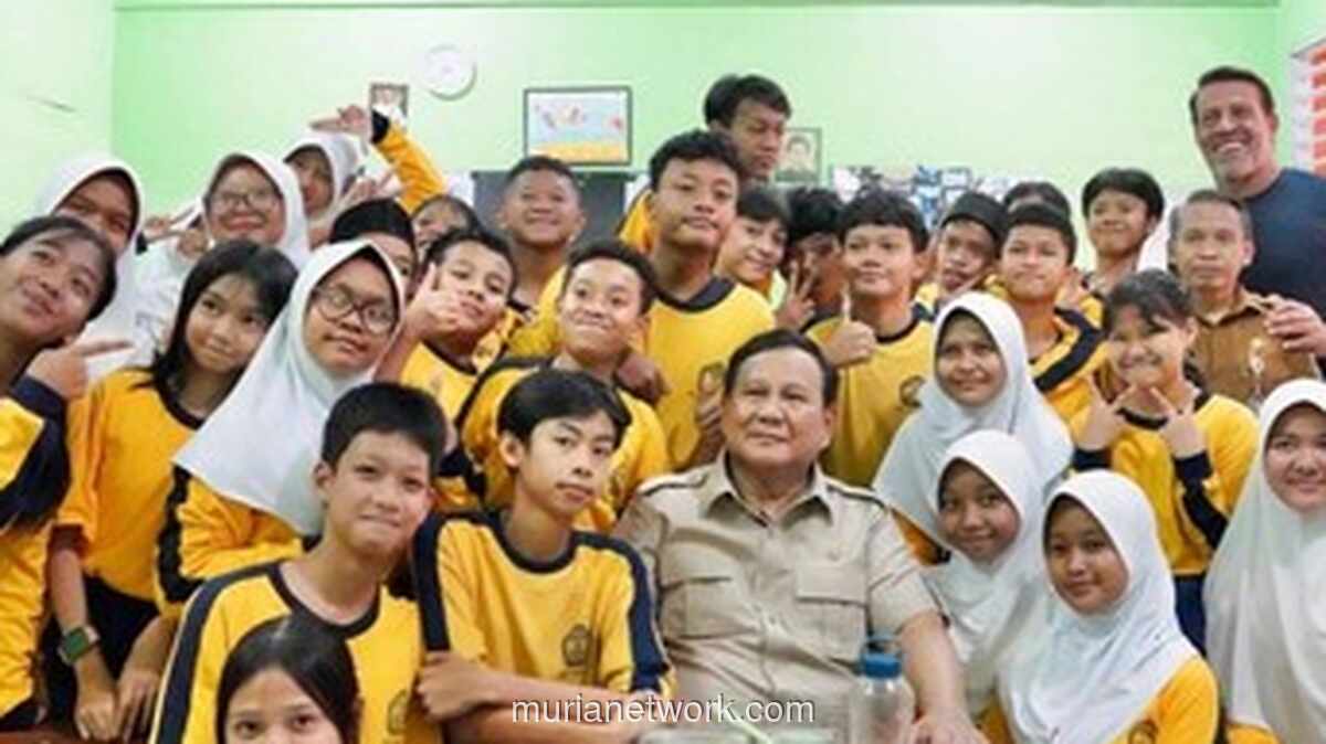 Tony Robbins Menangis Saat Bertemu Prabowo, Terharu dengan Komitmen Program Makan Bergizi Gratis