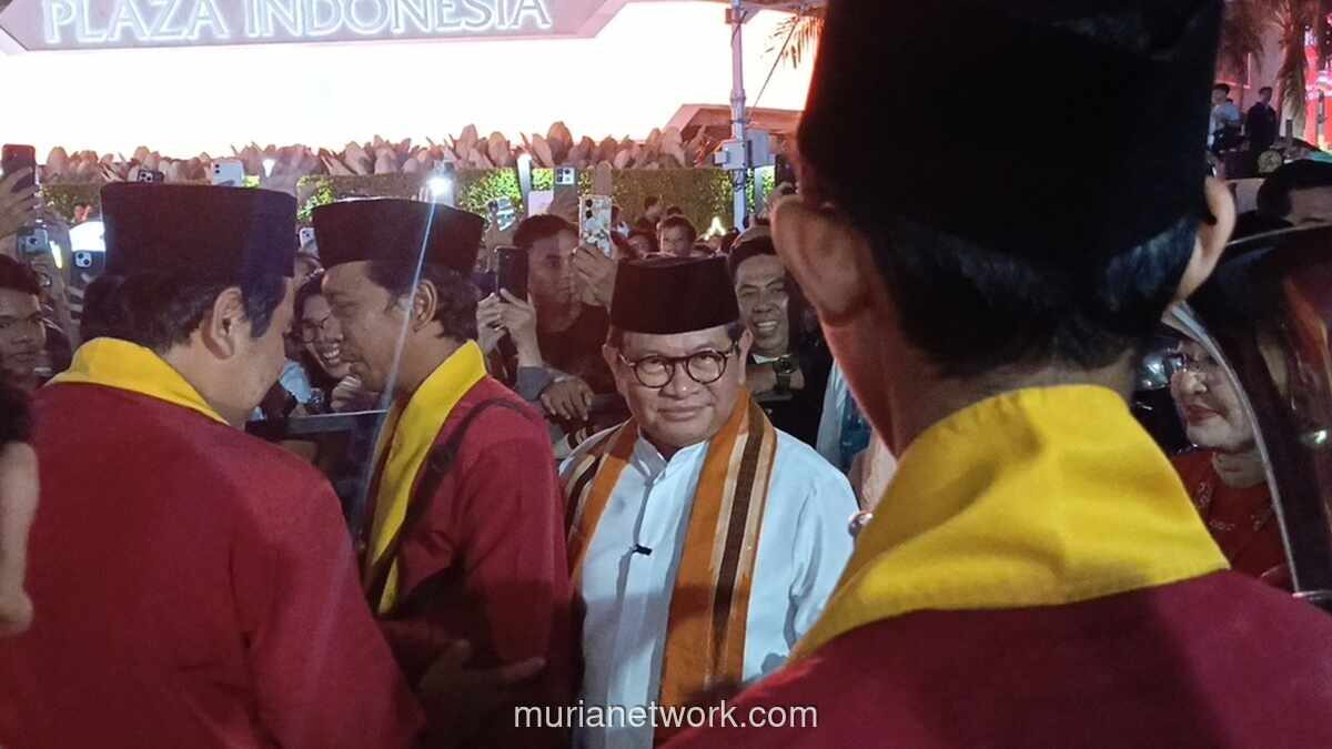 Pramono Anung dan Rano Karno Hadiri Malam Puncak HUT Jakarta di Bundaran HI