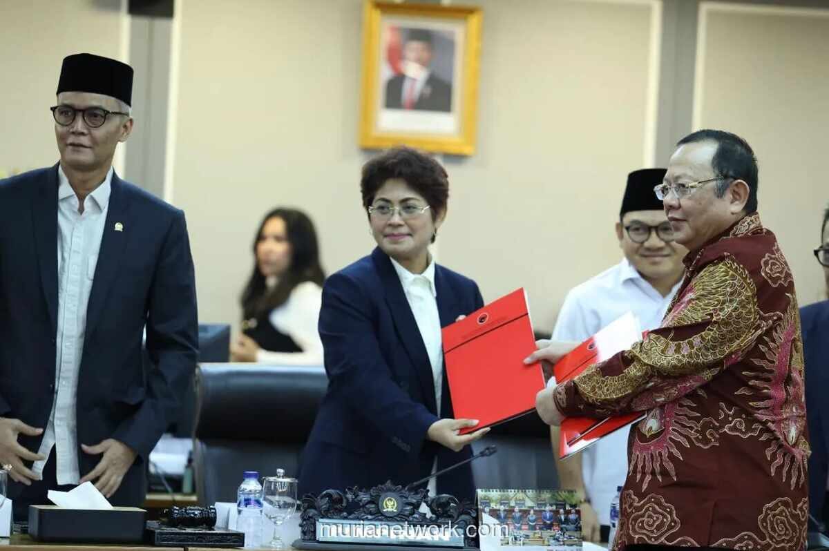 DPR, DPD, dan Pemerintah Sepakat Lanjutkan Pembahasan RUU Daerah Kepulauan
