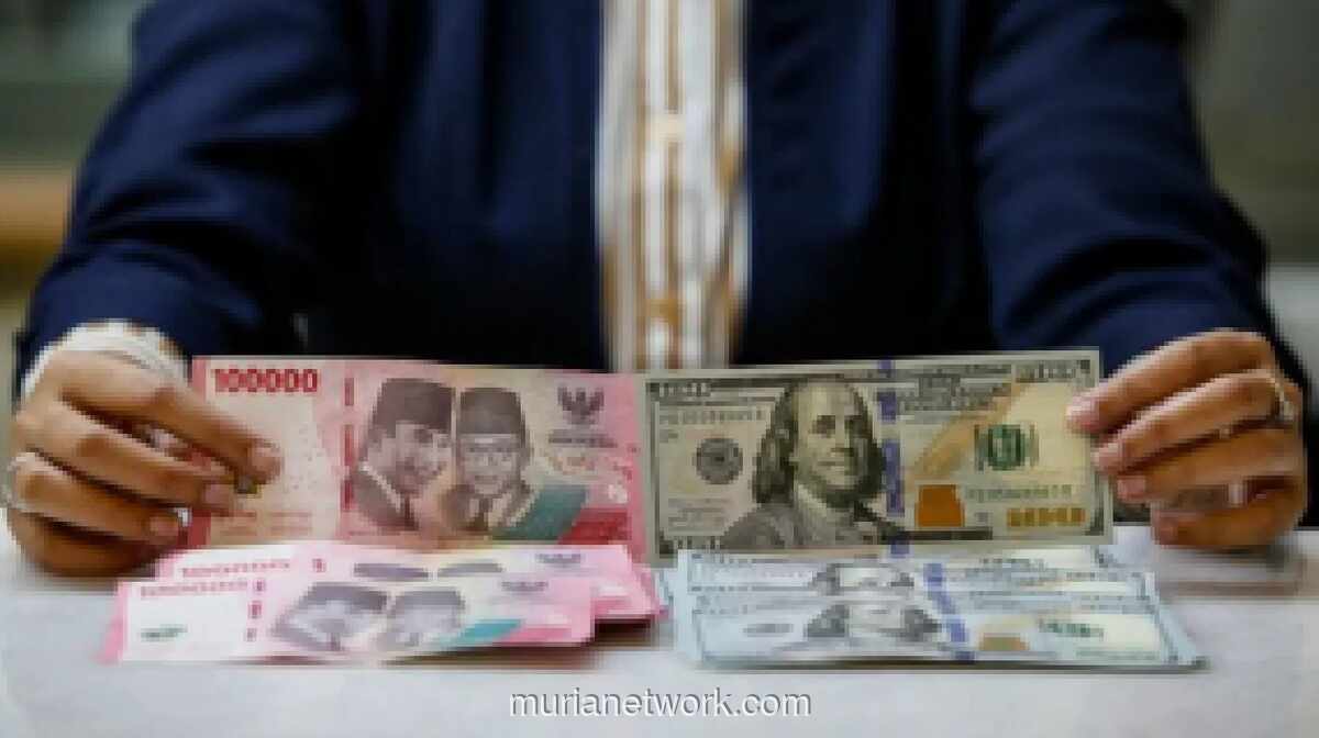 Rupiah Menguat Tajam ke Rp17.695 per Dolar AS, Sentuh Level Terkuat dalam Sepekan