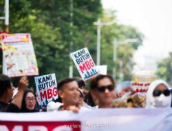 Ribuan Warga Jakarta Timur Gelar Aksi Dukung Program Makan Bergizi Gratis Tetap Berlanjut
