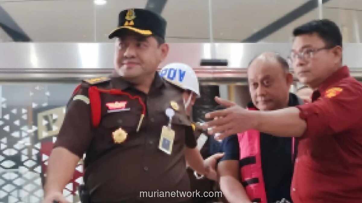 Kejaksaan Agung Tahan Mantan Kepala BGN Dadan Hindayana dan Dua Wakilnya dalam Kasus Korupsi Makan Bergizi Gratis