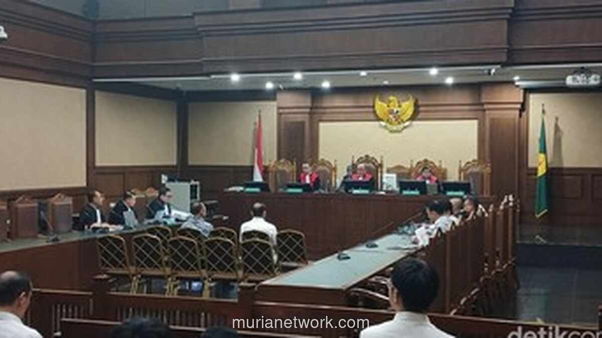 Sidang Suap Impor: Pejabat Bea Cukai Akui Kenal Bos Blueray Cargo Lewat Pegawai BPK