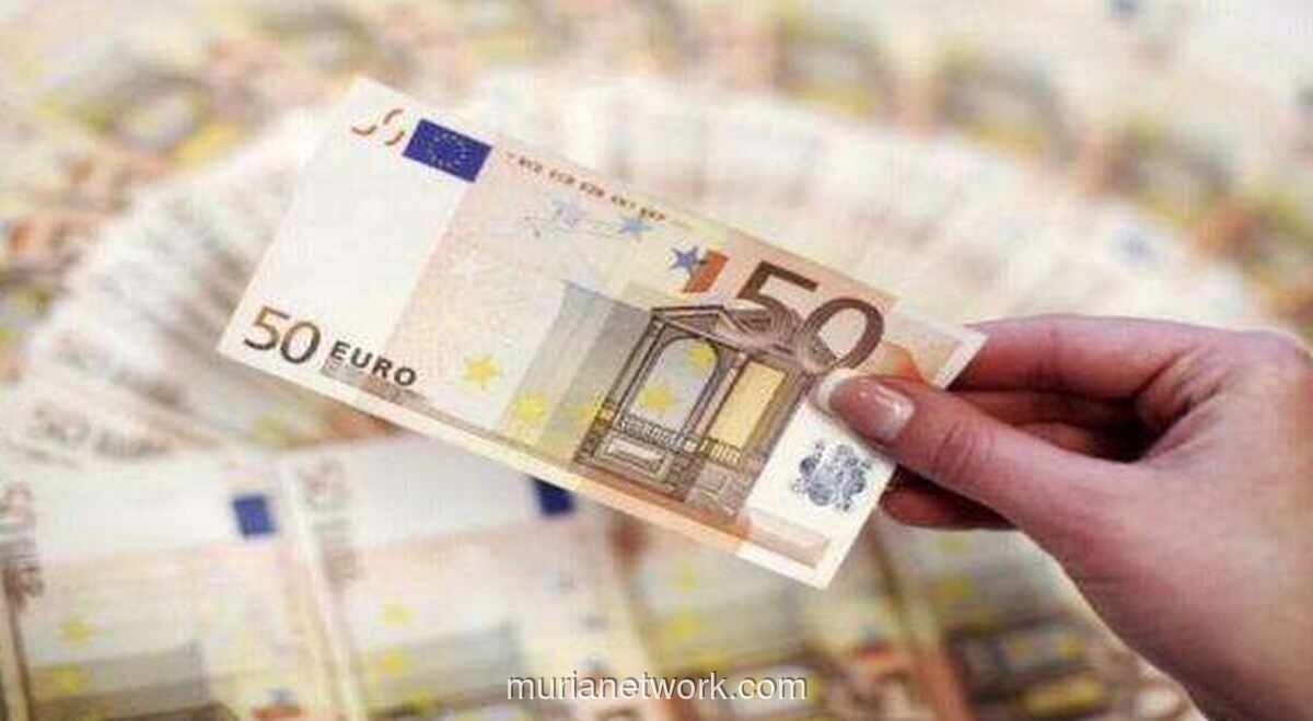 Euro Jatuh ke Titik Terendah Setahun, Dolar AS Menguat di Tengah Ekspektasi Suku Bunga Agresif