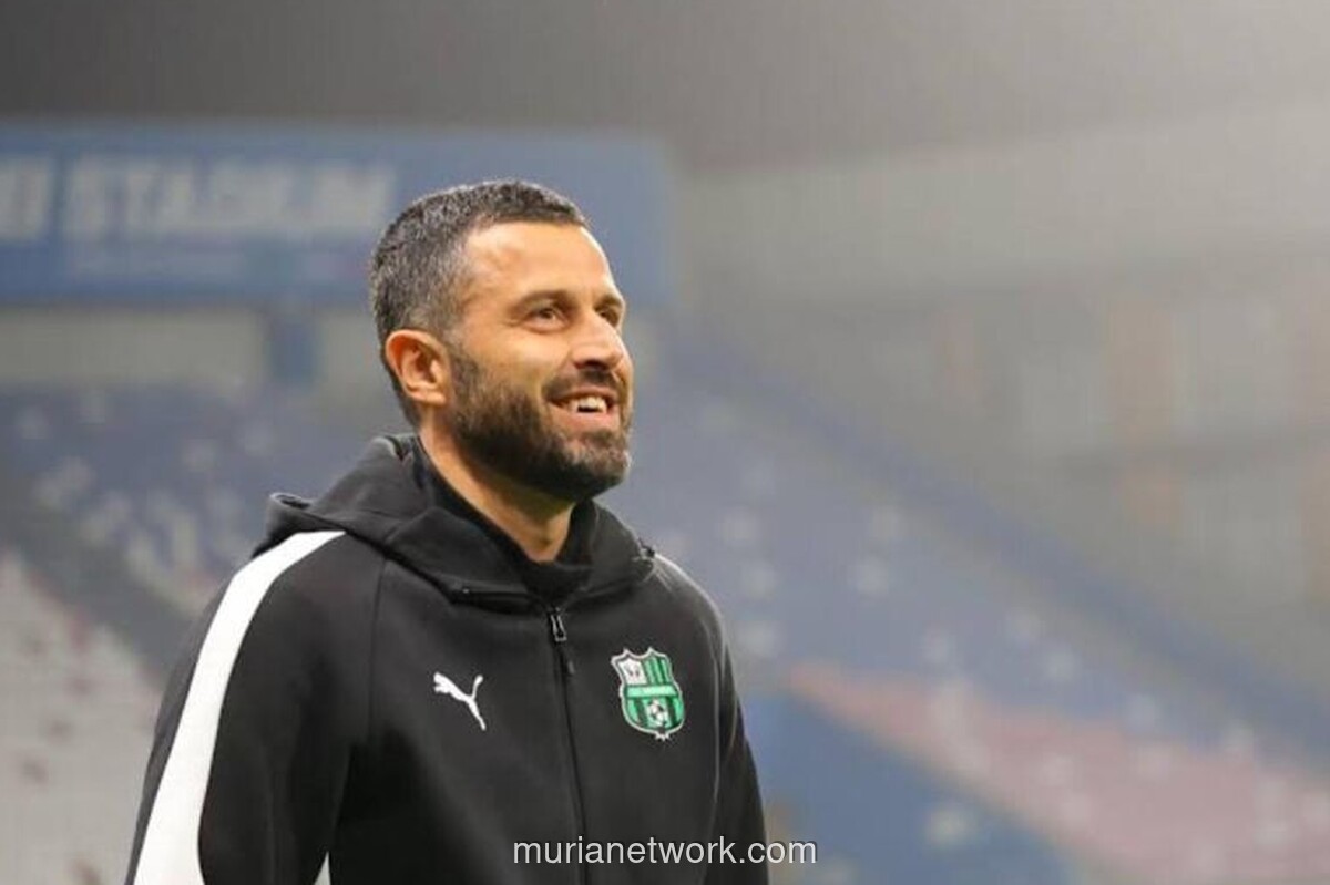 Fabio Grosso Resmi Ditunjuk sebagai Pelatih Baru Fiorentina hingga 2028