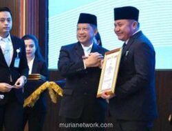 Gubernur Sumsel Herman Deru Terima Satyalancana Wira Karya dari Presiden atas Program Rehabilitasi Mangrove