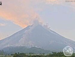 Gunung Merapi Luncurkan Awan Panas, Luncuran Material Capai Dua Kilometer
