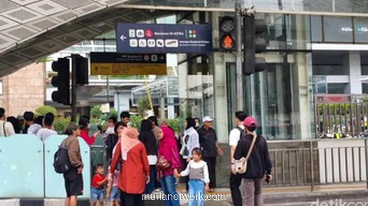Halte Transjakarta Bundaran HI Ditutup Sementara Saat Puncak HUT Jakarta ke-499