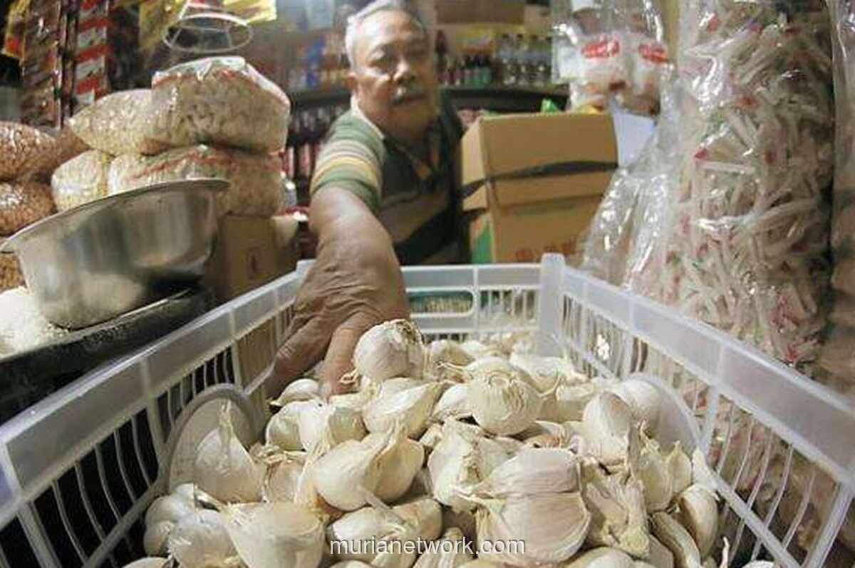 Harga Beras, Minyak Goreng, dan Bawang Putih Masih Naik, Cabai Justru Turun