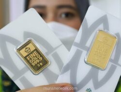 Harga Emas Antam Kembali Turun, Buyback Terkoreksi Rp40.000 per Gram