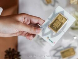 Harga Emas Antam Hari Ini Turun Rp18.000 per Gram, Buyback Terkoreksi Lebih Dalam