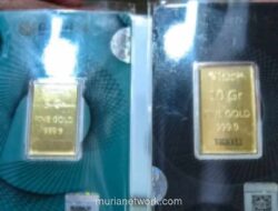 Harga Emas Batangan Pegadaian Anjlok, UBS Satu Gram Turun Rp104 Ribu