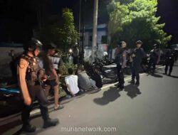 Polisi Gagalkan Tawuran Remaja di Watampone, Delapan Pelajar Diamankan Bersama Parang dan Busur
