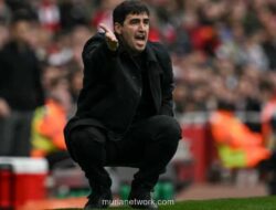 Iraola Bertekad Kembalikan Identitas Liverpool: Intensitas Tinggi dan Agresivitas