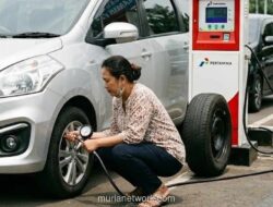 Tekanan Angin Ban Depan dan Belakang Tak Harus Sama, Begini Cara Menyesuaikannya