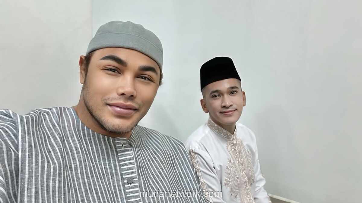 Ivan Gunawan dan Ruben Onsu Jalani Umrah di Tengah Suhu 49 Derajat Celcius, Tawaf Malam Jadi Strategi