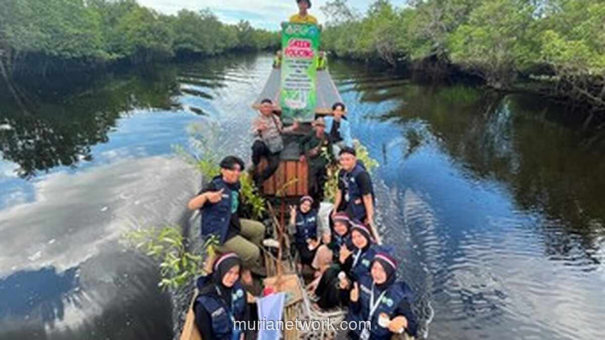 Polisi Riau Tanam Mangrove di Pulau Terluar Cegah Abrasi Jelang Hari Bhayangkara