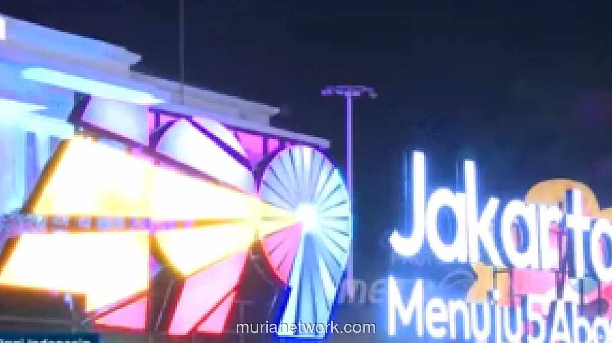 Jakarta Light Festival Meriahkan HUT ke-499 Jakarta, Ribuan Warga dan Turis Padati Kota Tua