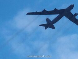 Pesawat Bomber B-52 Jatuh di Pangkalan Edwards, Delapan Tewas