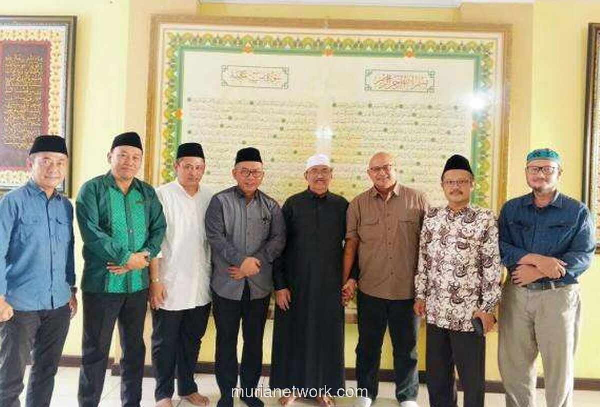 Tokoh Sepuh NU Kiai Manarul Hidayat Restui Gus Hery Maju Calon Ketua Umum PBNU