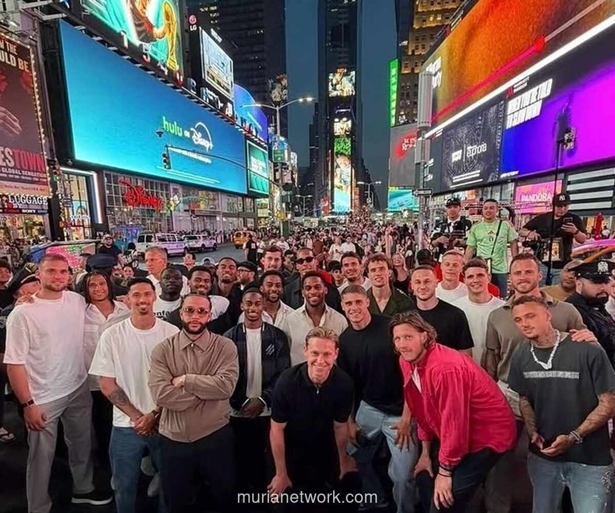 Skuad Belanda Manfaatkan Waktu Luang di Times Square Jelang Piala Dunia 2026